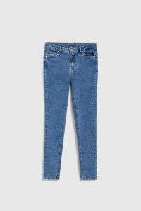Jeansy skinny niebieskie. Niebieskie jeansy MOODO, bez wzorów, z bawełny. Za 139,99 zł.