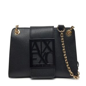 Torebka Armani Exchange. Czarne torebki klasyczne Armani Exchange, bez wzorów, bez dodatków. Za 449,99 zł.