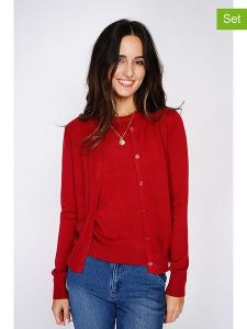 C& Jo 2-częściowy zestaw w kolorze czerwonym rozmiar: 40. Czerwone kardigany C& Jo, bez wzorów, z kaszmiru, bez ramiączek. Za 208,99 zł.