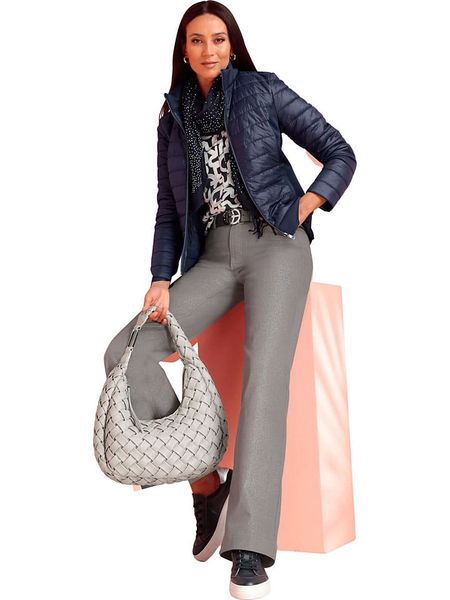 Heine Kurtka pikowana w kolorze granatowym rozmiar: 38. Niebieskie kurtki Heine, bez wzorów, prążkowane, bez kaptura. Za 157,35 zł.