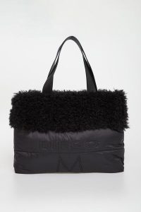 Torebka damska shopper z futerkiem DIEGO M. Shopper bag Diego M, bez wzorów, bez dodatków. Za 629,00 zł.