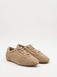 Bellucci Sneakersy w kolorze beżowym rozmiar: 40. Brązowe trampki Bellucci, bez wzorów, bez zapięcia. Za 202,03 zł.
