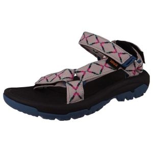 Sandały Teva Hurricane Xlt2. Szare buty trekkingowe Teva, bez zapięcia. Za 359,00 zł.