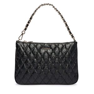 Torebka Guess. Czarne torebki wieczorowe Guess, z aplikacjami, bez dodatków. Za 264,99 zł.