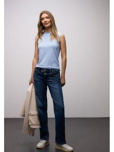 Street One Top w kolorze błękitnym rozmiar: 46. Niebieskie topy Street One, bez wzorów, street, bez kołnierzyka, bez ramiączek. Za 75,34 zł.