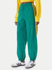 Adidas Spodnie dresowe Sport Santiago KD2971 Zielony Loose Fit. Zielone spodnie dresowe ADIDAS, l, bez wzorów, z dresówki. Za 349,99 zł.