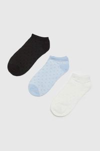 Skarpetki damskie 3-pack. Skarpetki MOODO, bez wzorów, z bawełny. W wyprzedaży za 9,99 zł.