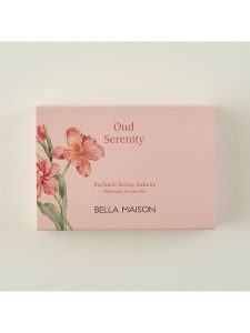 BELLA MAISON Saszetka zapachowa "Oud Serenity" w kolorze jasnoróżowym - 120 g rozmiar: onesize. Różowe nerki i saszetki BELLA MAISON, bez wzorów. Za 21,99 zł.