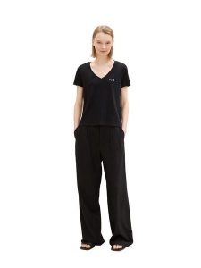 TOM TAILOR Denim Koszulka w kolorze czarnym rozmiar: M. Czarne bluzki TOM TAILOR DENIM, m, bez wzorów, z bawełny, bez kołnierzyka, bez ramiączek. Za 60,88 zł.