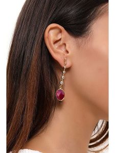 L'Atelier de Gaia Pozłacane kolczyki z agatem rozmiar: onesize. Białe kolczyki L'Atelier de Gaia, z agatem, pozłacane. Za 60,99 zł.