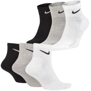 Skarpetki treningowe Nike Dri-Fit Training 3pack SX7677-901 wysokie. Białe skarpetki Nike, bez wzorów. Za 49,90 zł.