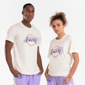 Koszulka do gry w koszykówkę unisex Tarmak NBA Lakers TS 900. Białe bluzki TARMAK, l, bez wzorów, z bawełny, sportowe, bez kołnierzyka, bez ramiączek. Za 79,99 zł.
