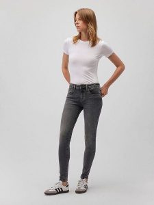 MAVI Dżinsy "Adriana" - Skinny fit - w kolorze ciemnoszarym rozmiar: W29/L32. Szare jeansy Mavi, bez wzorów. Za 149,95 zł.