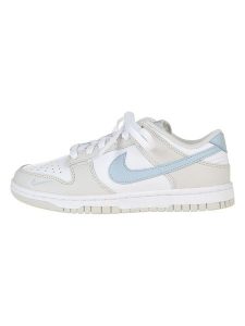 Nike Skórzane sneakersy "Dunk Low" w kolorze błękitno-biało-szarym rozmiar: 43. Białe trampki Nike, bez wzorów, z materiału, bez zapięcia. Za 352,21 zł.