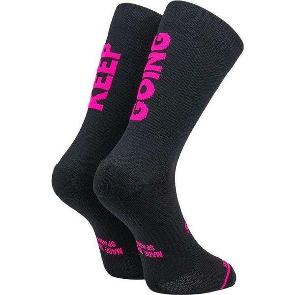 Skarpetki Sporcks Keep Going. Czarne skarpetki SPORCKS, bez wzorów. Za 159,50 zł.