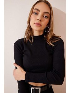 Happiness Istanbul Koszulka w kolorze czarnym rozmiar: S/M. Czarne bluzki Happiness Istanbul, m, bez wzorów, bez kołnierzyka, bez ramiączek. Za 34,99 zł.