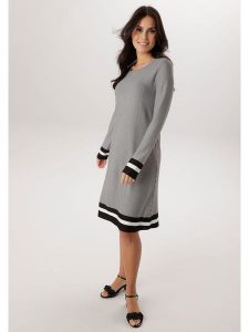 Aniston Sukienka w kolorze czarno-białym rozmiar: 38. Białe sukienki Aniston, na co dzień, bez wzorów, bez kołnierzyka, bez ramiączek, midi, proste. Za 217,99 zł.