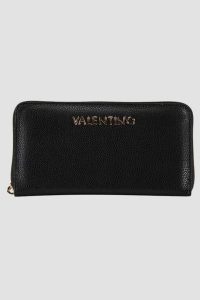 VALENTINO Czarny portfel Divina. Czarne portfele Valentino by Mario Valentino, bez wzorów. W wyprzedaży za 207,99 zł.