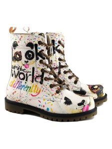 Goby Botki w kolorze białym ze wzorem rozmiar: 36. Białe botki Goby, bez wzorów, z materiału, z okrągłym noskiem, bez obcasa, bez zapięcia. Za 295,99 zł.