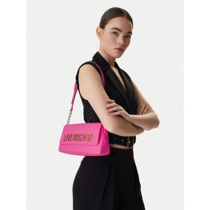Torebka LOVE MOSCHINO. Czerwone torebki klasyczne LOVE MOSCHINO, bez wzorów, bez dodatków. Za 594,99 zł.