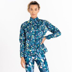 Kurtka turystyczna damska Resilent II Dare 2B. Niebieskie kurtki Dare 2b, bez wzorów, z elastanu, bez kaptura. W wyprzedaży za 240,90 zł.