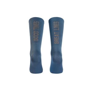 Skarpety rowerowe NORTHWAVE Good Times niebieski. Niebieskie skarpetki Northwave, bez wzorów. Za 35,00 zł.