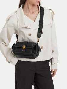 MEXX Torebka CEO-Mexx-M-001-10 Czarny. Czarne torebki klasyczne Mexx, bez wzorów, ze skóry, bez dodatków. Za 199,99 zł.
