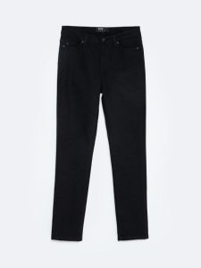 Jeansy damskie slim z wysokim stanem czarne Kitty High Waist 915. Czarne jeansy Big Star, bez wzorów, z jeansu, z podwyższonym stanem. W wyprzedaży za 279,99 zł.