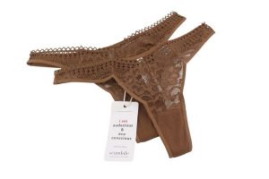 Scandale Le String Sensual Nude 2-pack, stringi brązowe. Brązowe stringi Erima, bez wzorów, z bawełny. Za 278,99 zł.