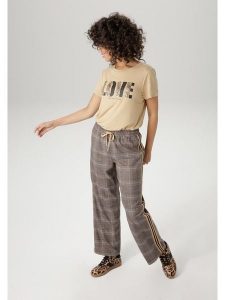 Aniston Spodnie w kolorze ciemnobrązowym rozmiar: 44. Brązowe spodnie z wysokim stanem Aniston, bez wzorów, z materiału, z podwyższonym stanem. Za 65,54 zł.