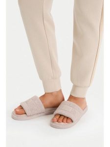 G-Star Raw Kapcie CEO-WSS21718-01 Beżowy. Brązowe kapcie G-Star, bez wzorów. Za 89,99 zł.