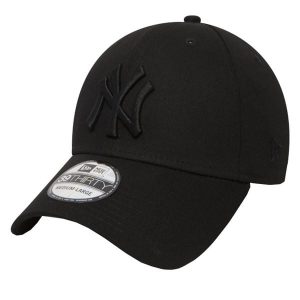 Czapka New Era League Essential 39Thirty New York Yankees. Czarne czapki New Era, bez wzorów, sportowe. Za 119,99 zł.