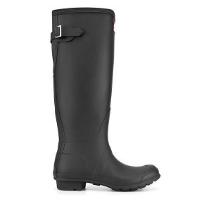 Kalosze Hunter. Czarne kalosze Hunter, bez wzorów. Za 419,99 zł.