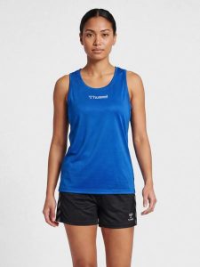 Damski tank top Hummel. Niebieskie topy Hummel, l, bez wzorów, z materiału, klasyczne, bez kołnierzyka, bez ramiączek. Za 94,00 zł.