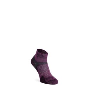 Skarpety biegowe damskie Bridgedale Trail Run Ultralight Zero Merino Sport Low. Fioletowe skarpetki Bridgedale, bez wzorów. Za 76,99 zł.