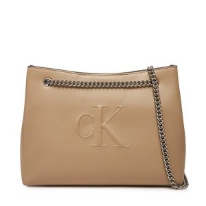 Torebka Calvin Klein Jeans. Brązowe torebki klasyczne Calvin Klein Jeans, bez wzorów, z jeansu, bez dodatków. Za 269,99 zł.