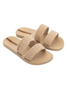 Ipanema Klapki w kolorze beżowym rozmiar: 39. Brązowe klapki Ipanema, bez wzorów, z otwartym noskiem, bez obcasa. Za 53,41 zł.