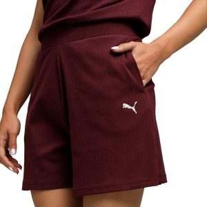 Szorty damskie Puma ESS Eleveted 5. Czerwone szorty Puma, bez wzorów, eleganckie. Za 196,50 zł.