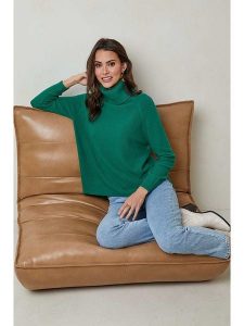 Soft Cashmere Golf w kolorze zielonym rozmiar: 38/40. Zielone golfy Soft Cashmere, bez wzorów, z kaszmiru. Za 86,99 zł.