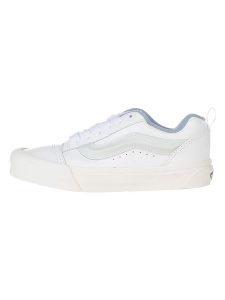 Vans Skórzane sneakersy "Knu Skool" w kolorze biało-błękitnym rozmiar: 35. Białe trampki Vans, bez wzorów, bez zapięcia. Za 166,88 zł.
