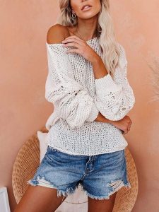 Milan Kiss Sweter w kolorze kremowym rozmiar: S. Brązowe swetry oversize Milan Kiss, s, bez wzorów, ze splotem, bez ramiączek. Za 184,95 zł.