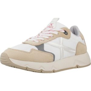 Buty MUNICH MAMBA 01 Biały. Białe buty trekkingowe munich, z tkaniny, bez zapięcia. Za 246,99 zł.