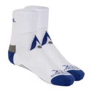 Skarpety sportowe Karakal X2+ Sports Ankle Socks. Białe skarpetki KARAKAL, bez wzorów. Za 34,99 zł.
