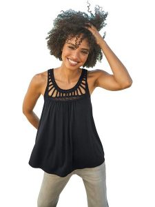 Heine Top w kolorze czarnym rozmiar: 38. Czarne topy Heine, bez wzorów, z koronki, bez kołnierzyka, bez ramiączek. Za 37,65 zł.