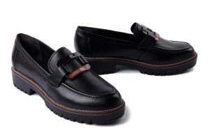 TAMARIS 1-24722-43 003 black leather, półbuty damskie. Czarne półbuty Tamaris, bez wzorów, bez obcasa, na obcasie, bez zapięcia. Za 399,90 zł.