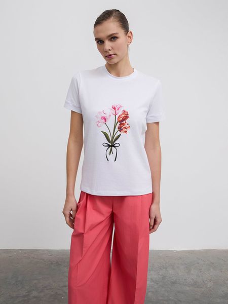 BGN Koszulka w kolorze białym rozmiar: 40. Białe bluzki BGN, bez wzorów, bez kołnierzyka, bez ramiączek. Za 74,28 zł.