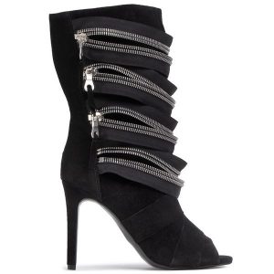 Botki Rage Age. Czarne botki Rage Age, bez wzorów, bez obcasa, na szpilce, bez zapięcia. Za 599,99 zł.