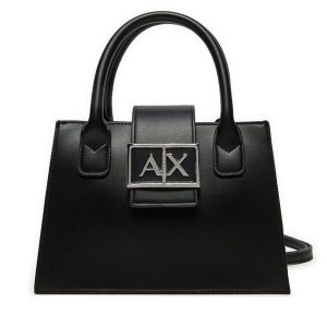 Torebka Armani Exchange. Czarne torebki klasyczne Armani Exchange, bez wzorów, bez dodatków. Za 549,99 zł.