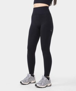Legginsy bezszwowe dla kobiet na siłownię Carpatree Dopamine Buzz. Czarne legginsy Carpatree, bez wzorów, z elastanu, z podwyższonym stanem. Za 159,99 zł.