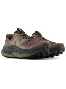 New Balance Buty "Fresh Foam X More v5" w kolorze khaki do biegania rozmiar: 43. Brązowe buty sportowe New Balance, bez wzorów, z materiału, bez zapięcia, do biegania. Za 373,35 zł.